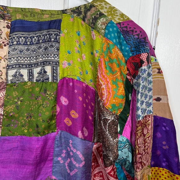 Sacred Threads Flowy Vintage Silk Patchwork Button-front Jacket Boho Top W2098 - Picture 8 of 8